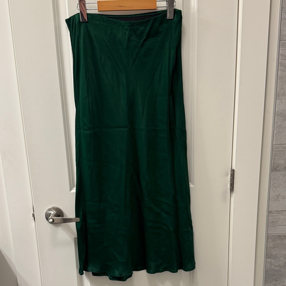 Anthropologie Deep Emerald Green Flowy Midi Skirt Festival Boho Fairygoth Medium